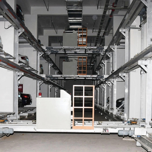 Sistema di parcheggio mobile completamente automatizzato per garage
